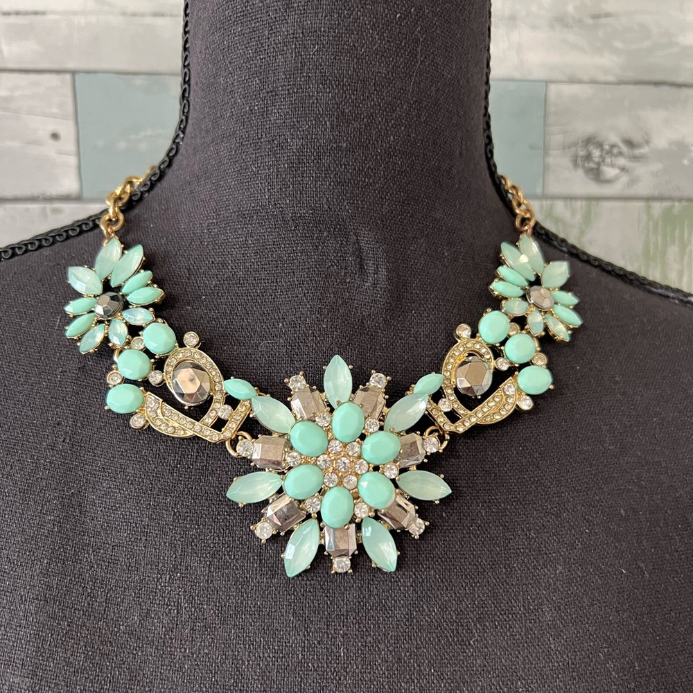 Mint Crystal Flower Design Statement Necklace